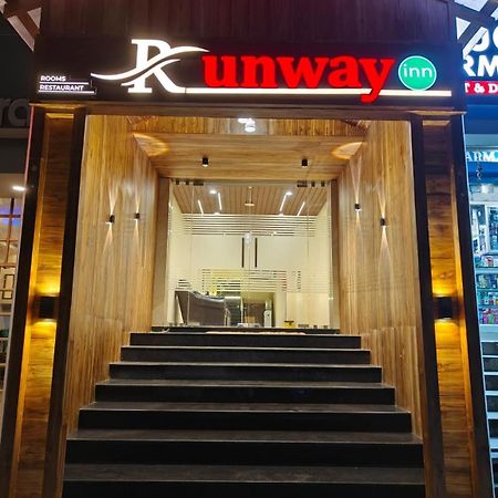 跑道酒店 布莱尔港 外观 照片